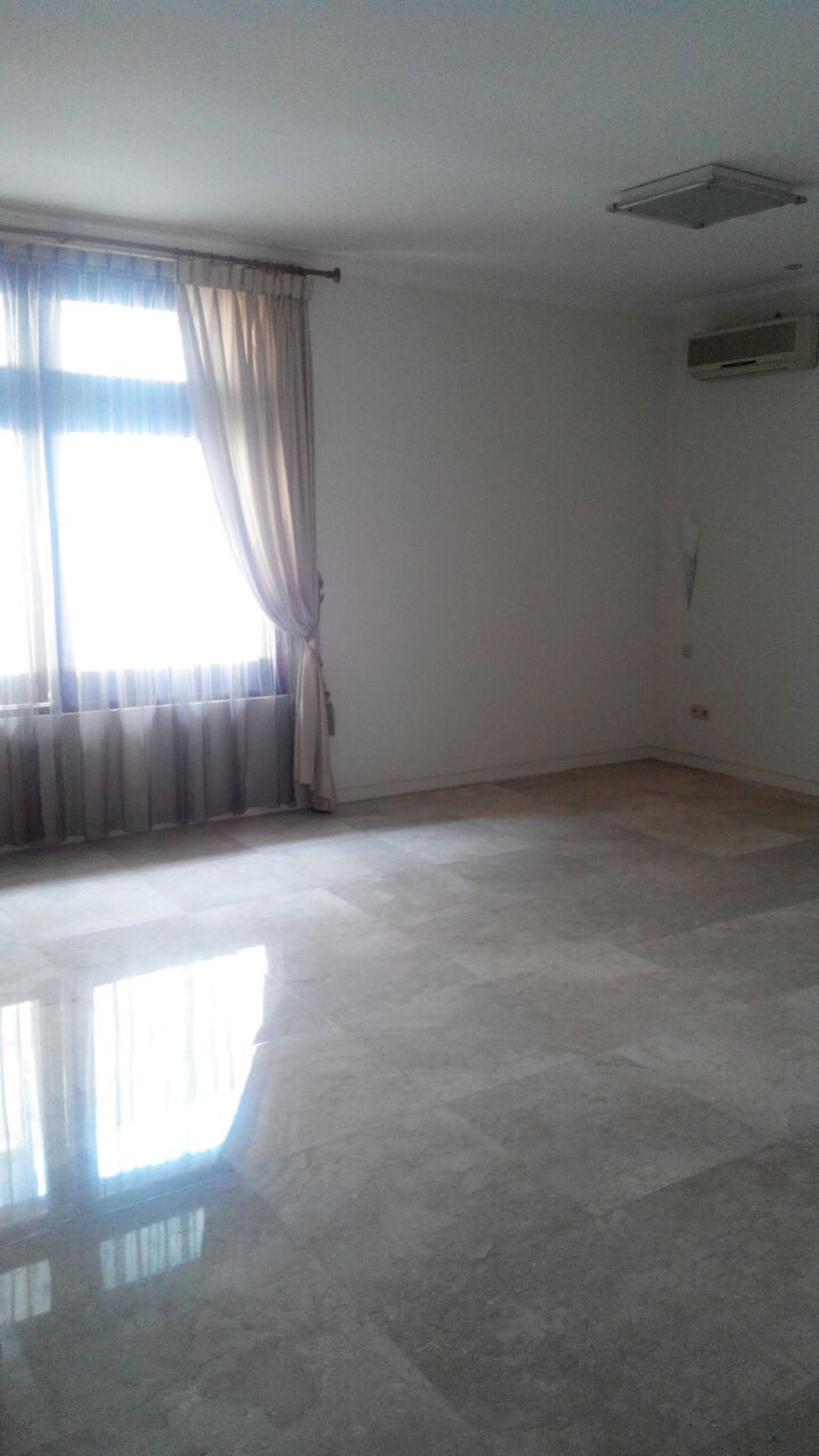 Rumah DIsewakan di Pondok Indah Harga Murah