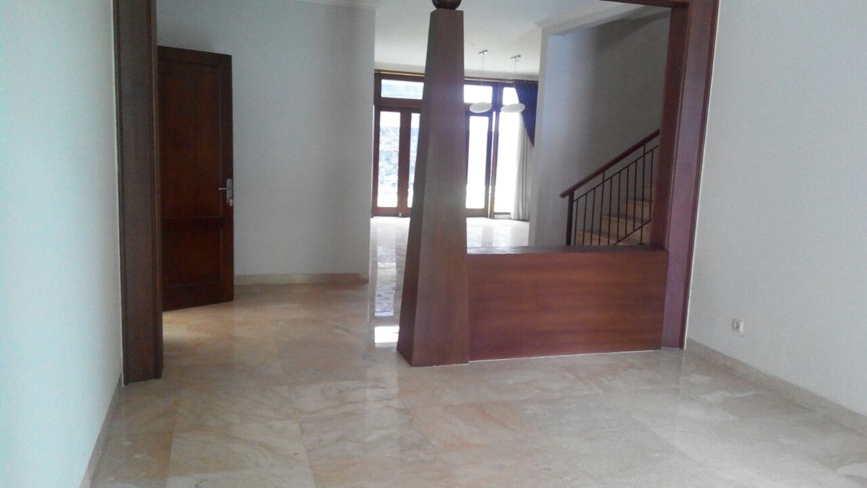 Rumah DIsewakan di Pondok Indah Harga Murah