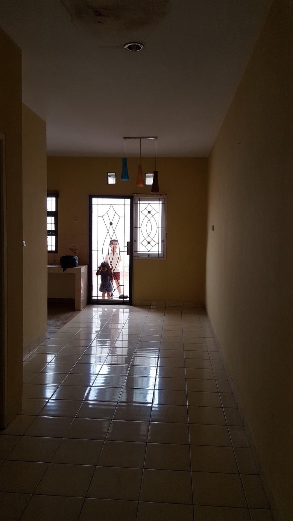 Dijual / Disewakan Rumah di Taman Mediteranian - Palem Semi, Karawaci