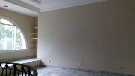 Amazing house for rent in prime area of Kebayoran Baru