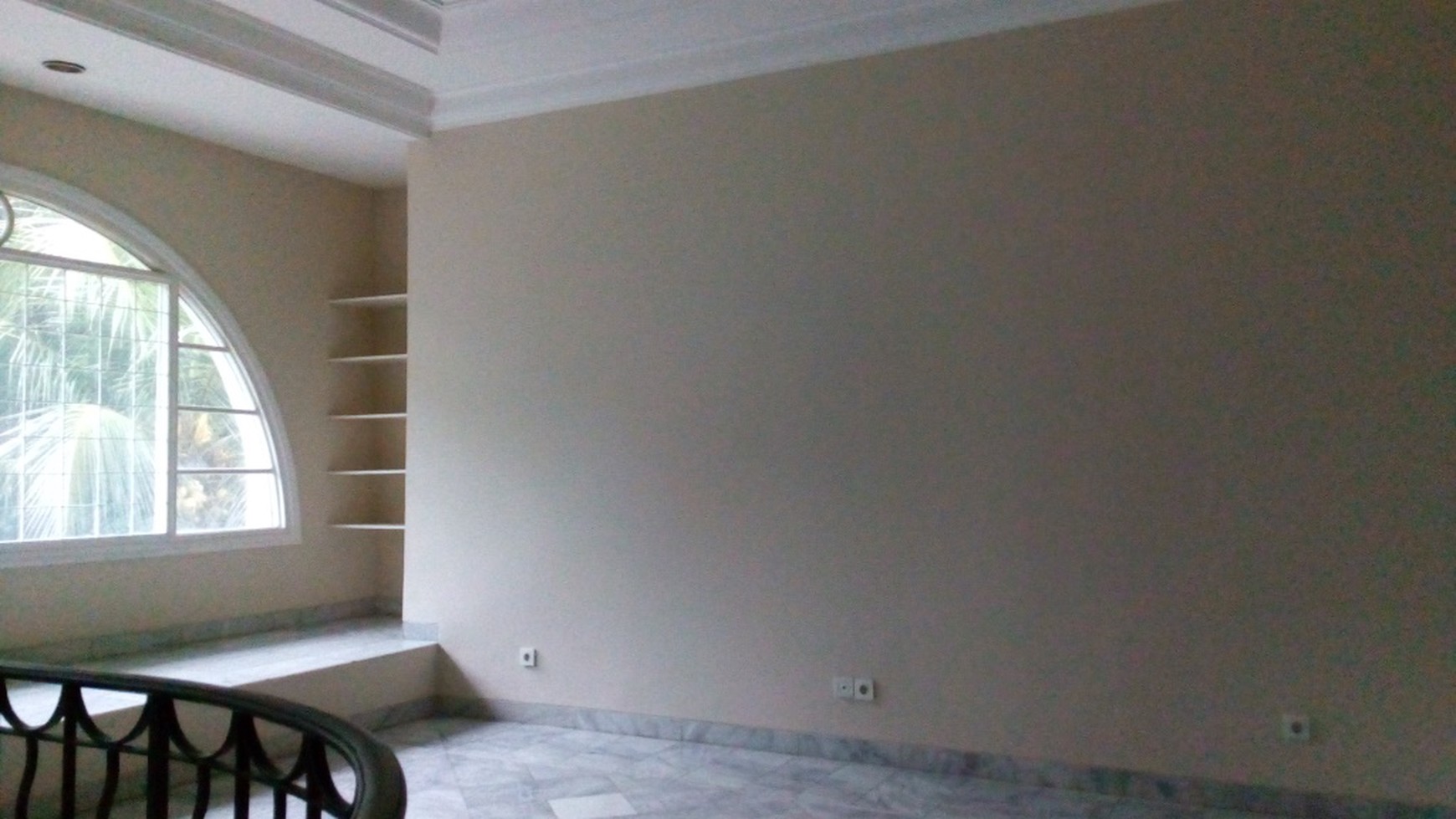 Amazing house for rent in prime area of Kebayoran Baru