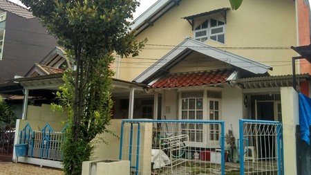 Rumah siap huni di Bintaro Jaya Sek 5