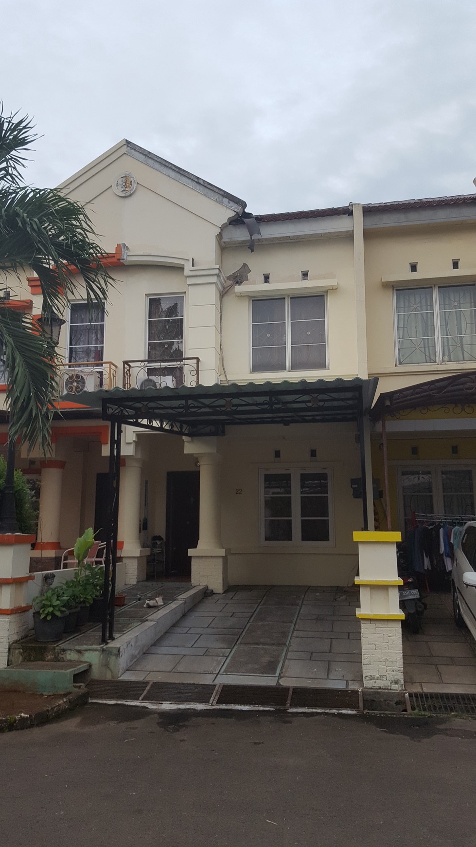 Dijual Rumah di Taman Mediteranian - Palem Semi, Karawaci