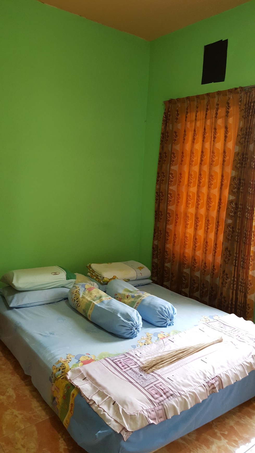 Dijual Rumah di Taman Mediteranian - Palem Semi, Karawaci