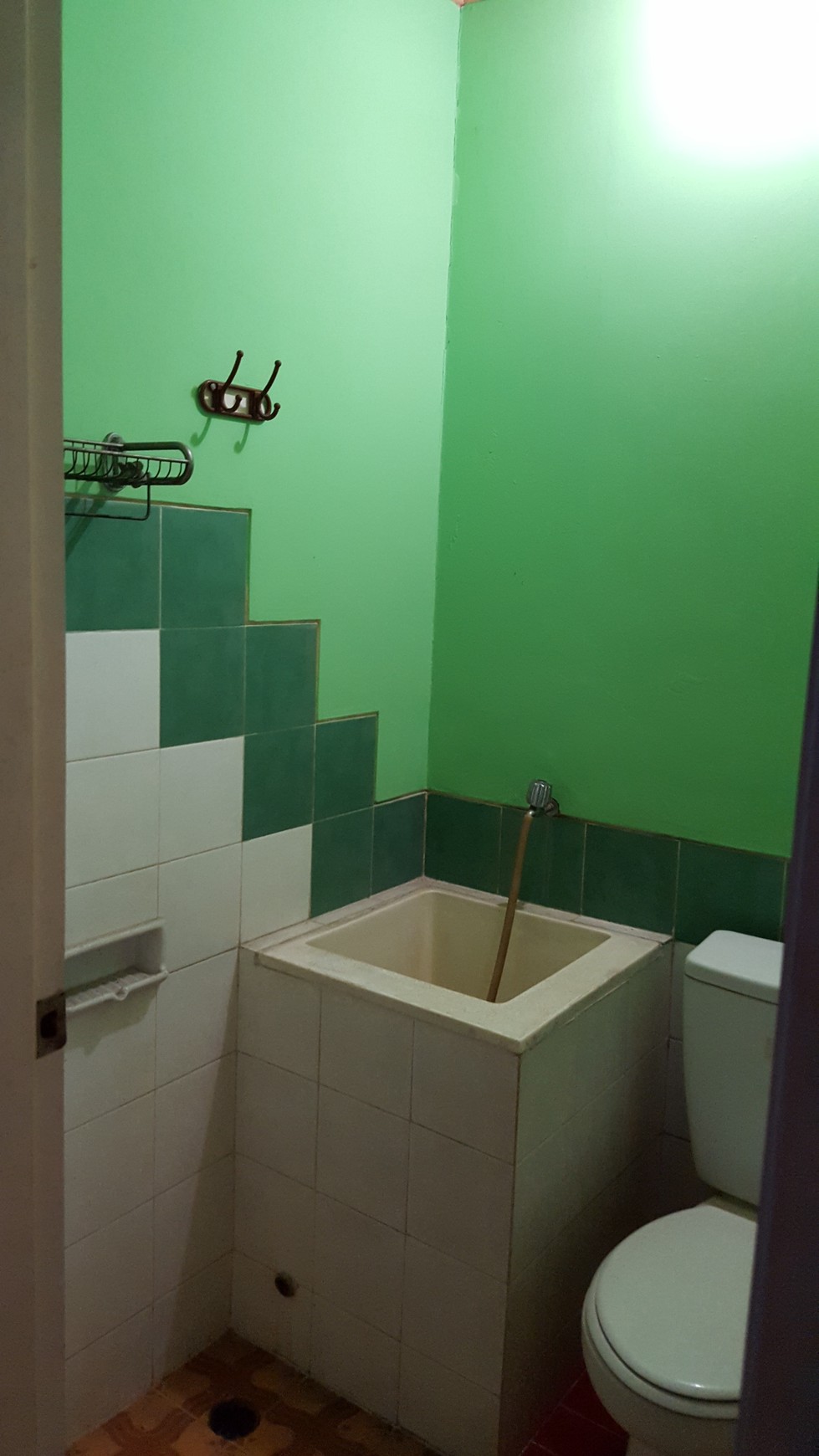 Dijual Rumah di Taman Mediteranian - Palem Semi, Karawaci