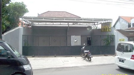 Ruko di Abdul Karim, Minimalis, Lokasi Strategis, Baru Renov, Dekat Yakaya, Dekat MERR, Cocok untuk Usaha / Kantor / Resto, Siap Pakai (sewa min 2 th)