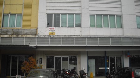 Ruko gandeng sia pakai Malibu square