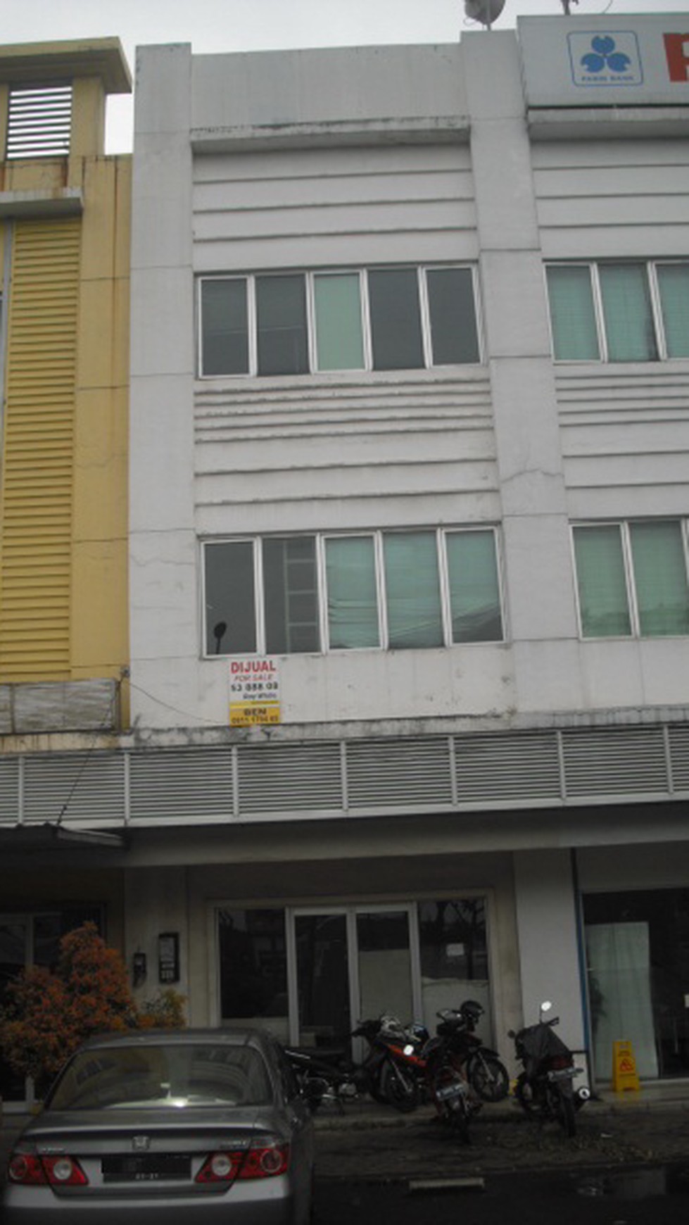 Ruko gandeng sia pakai Malibu square