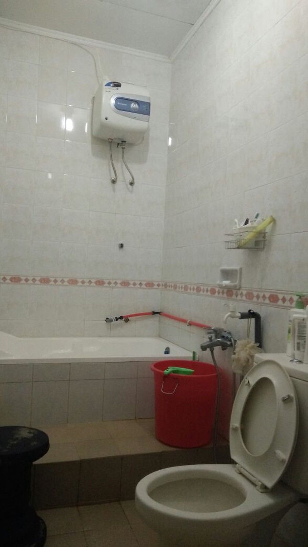 Rumah Siap Huni, Dlm Cluster Exclusive  di Puri Bintaro sektor 9