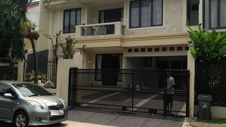 Rumah cantik siap huni, dilingkungan yg tenang, aman, dlm cluster di Bintaro sektor 6