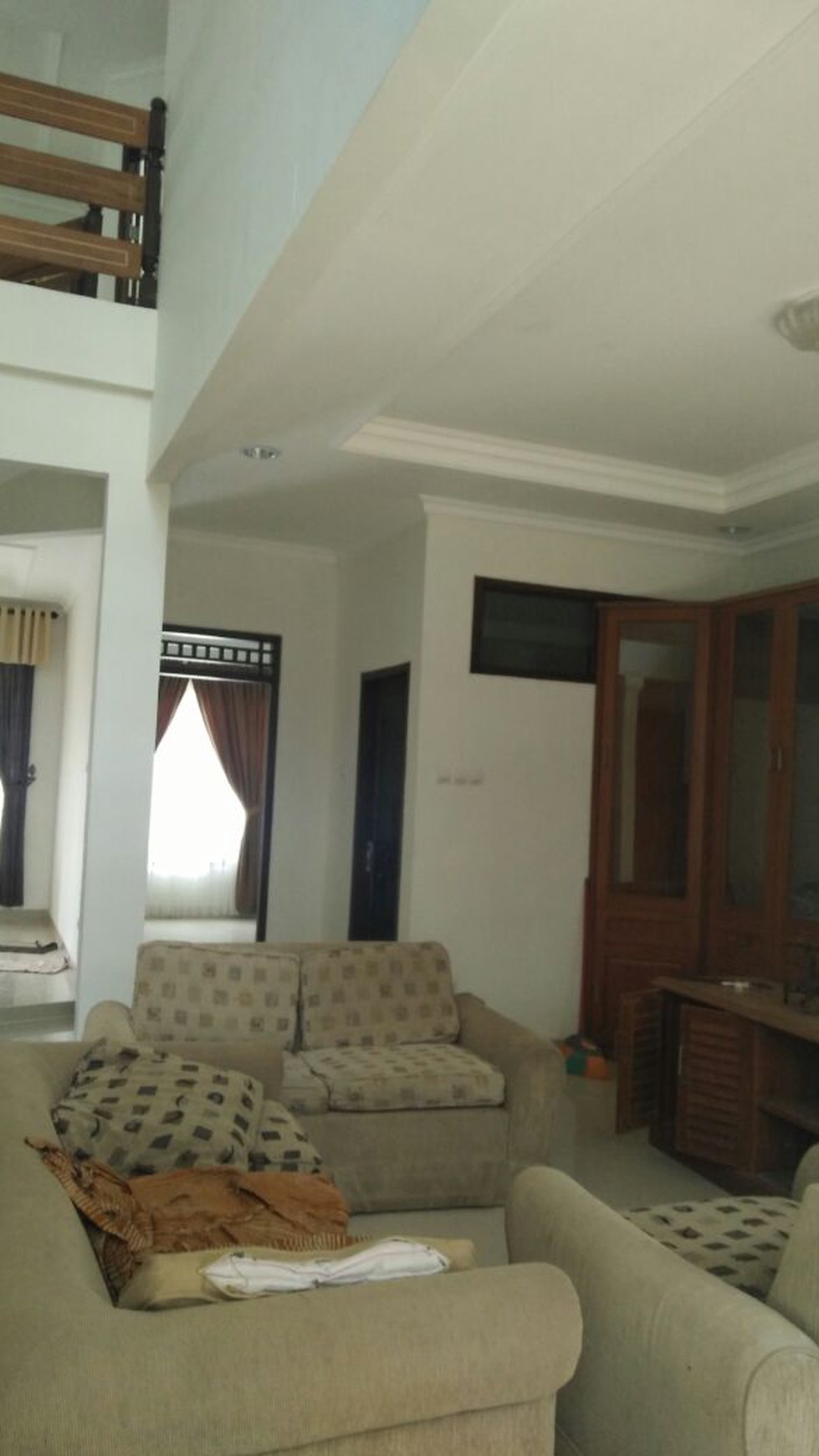 Rumah cantik siap huni, dilingkungan yg tenang, aman, dlm cluster di Bintaro sektor 6