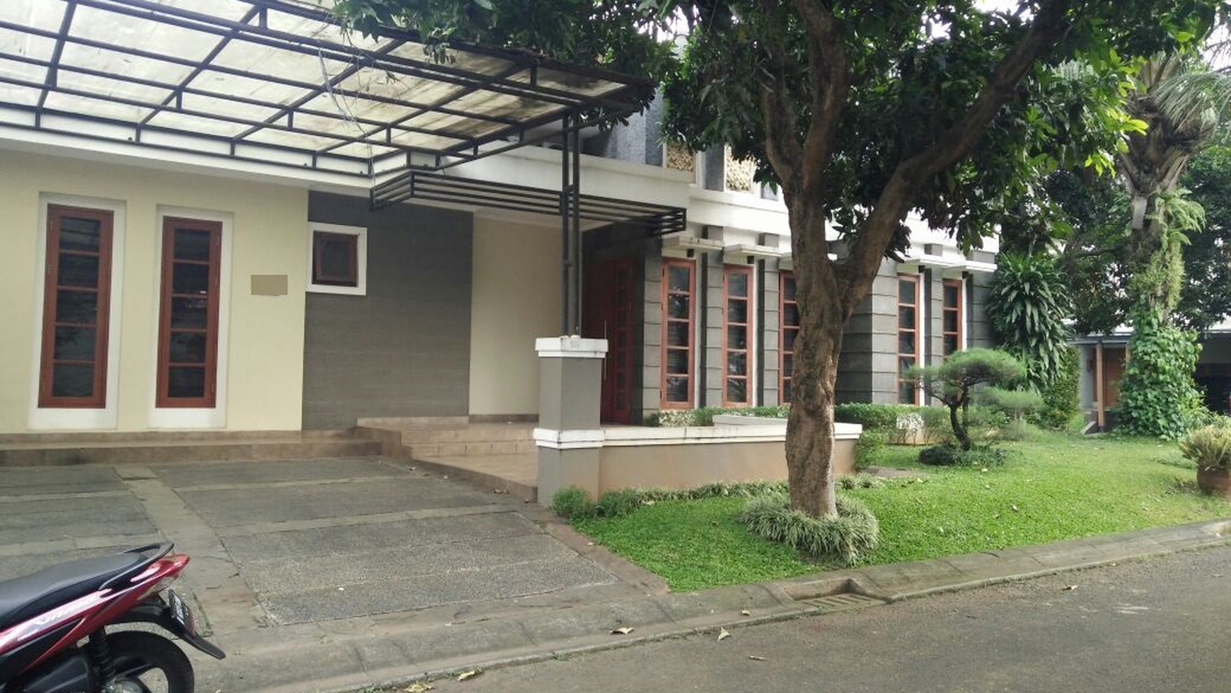 Rumah minimalis,dalam cluster di Bintaro 9