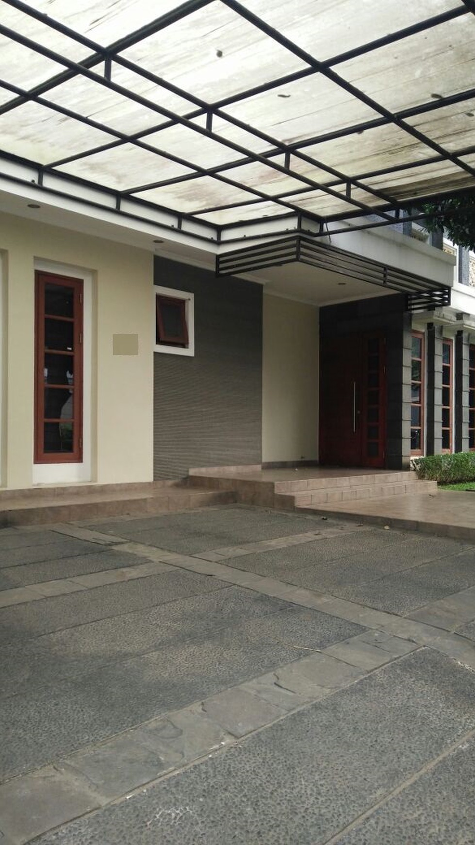 Rumah minimalis,dalam cluster di Bintaro 9