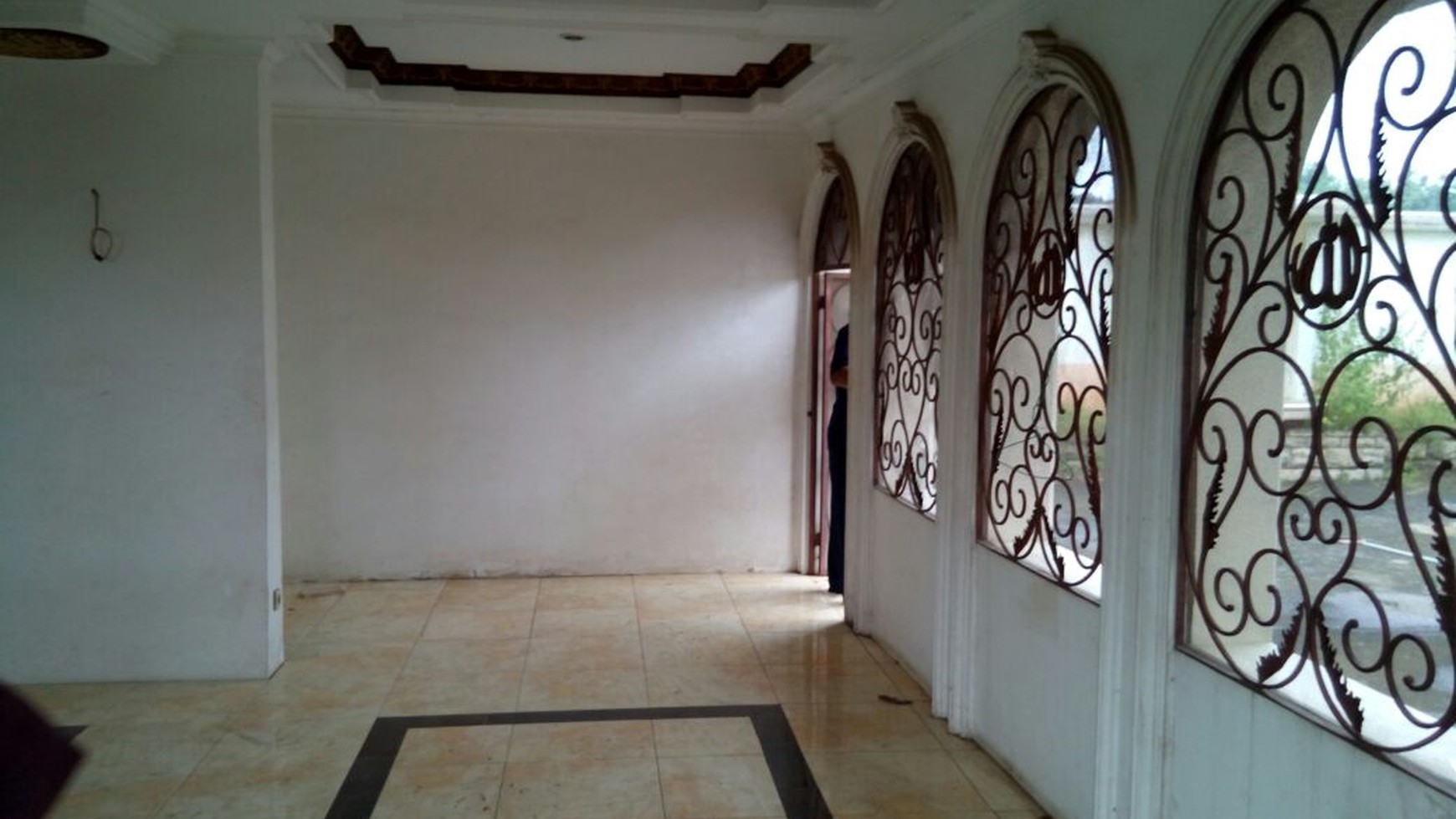 Rumah Klasik di Blok E Cinere