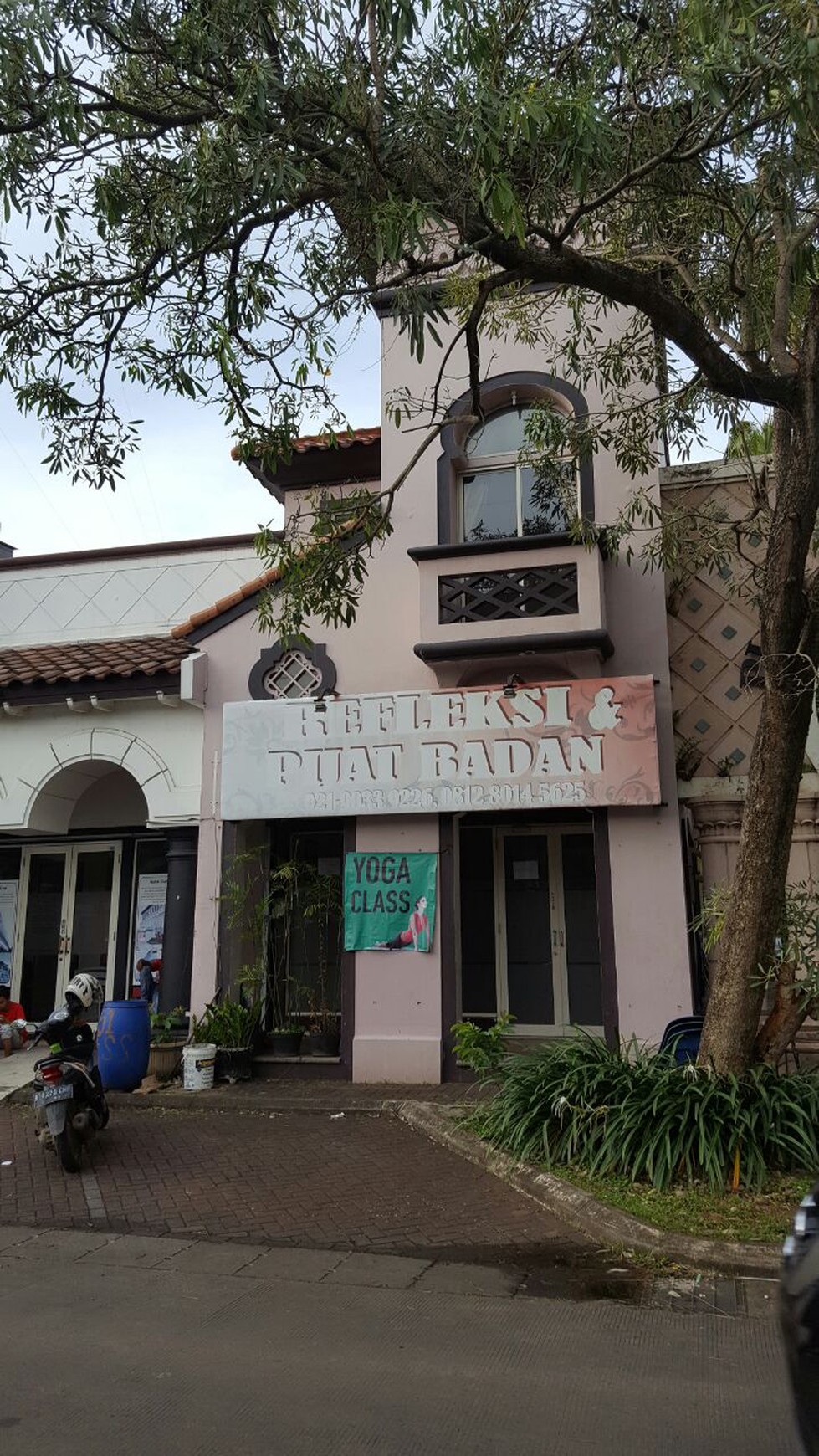 Dijual / Disewakan Ruko di Piazza Del Espana Jl. Kalimantan - Lippo Karawaci