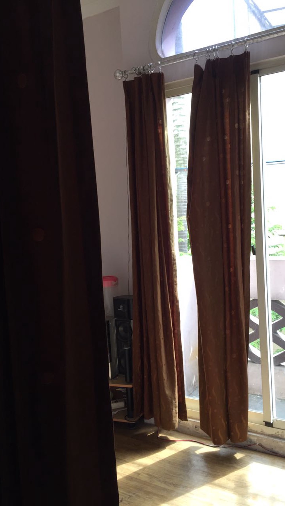 Dijual / Disewakan Ruko di Piazza Del Espana Jl. Kalimantan - Lippo Karawaci