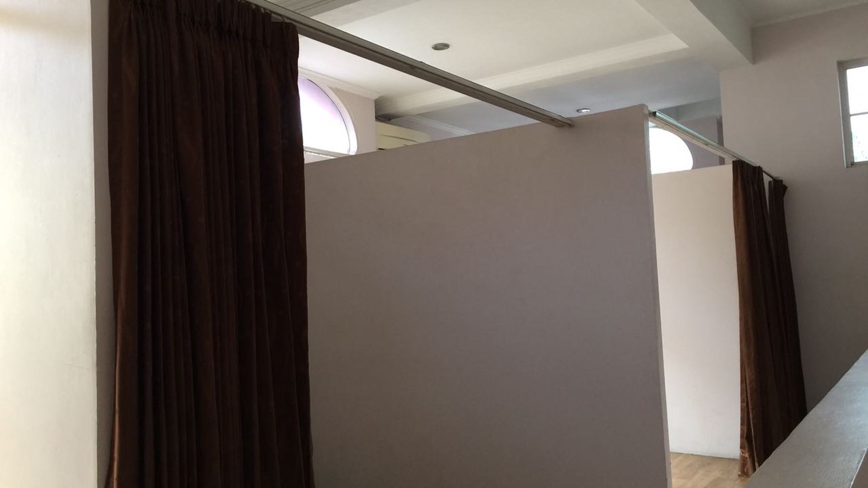 Dijual / Disewakan Ruko di Piazza Del Espana Jl. Kalimantan - Lippo Karawaci