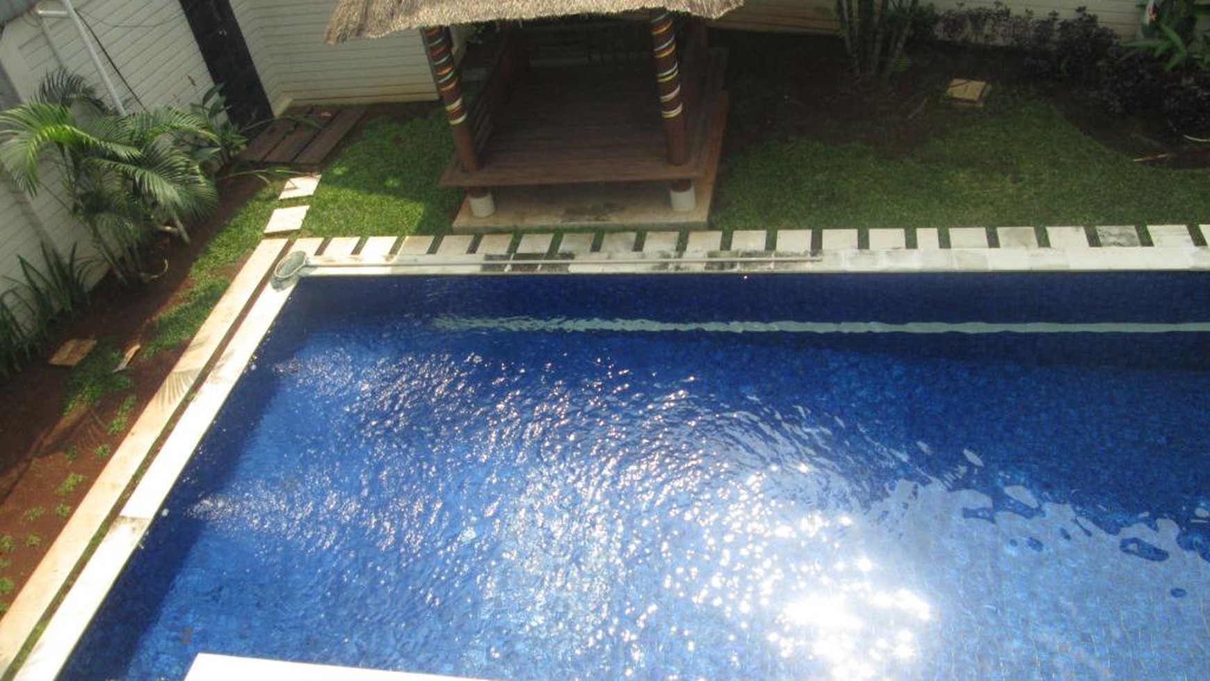 beautiful town house in the prime area of Kemang