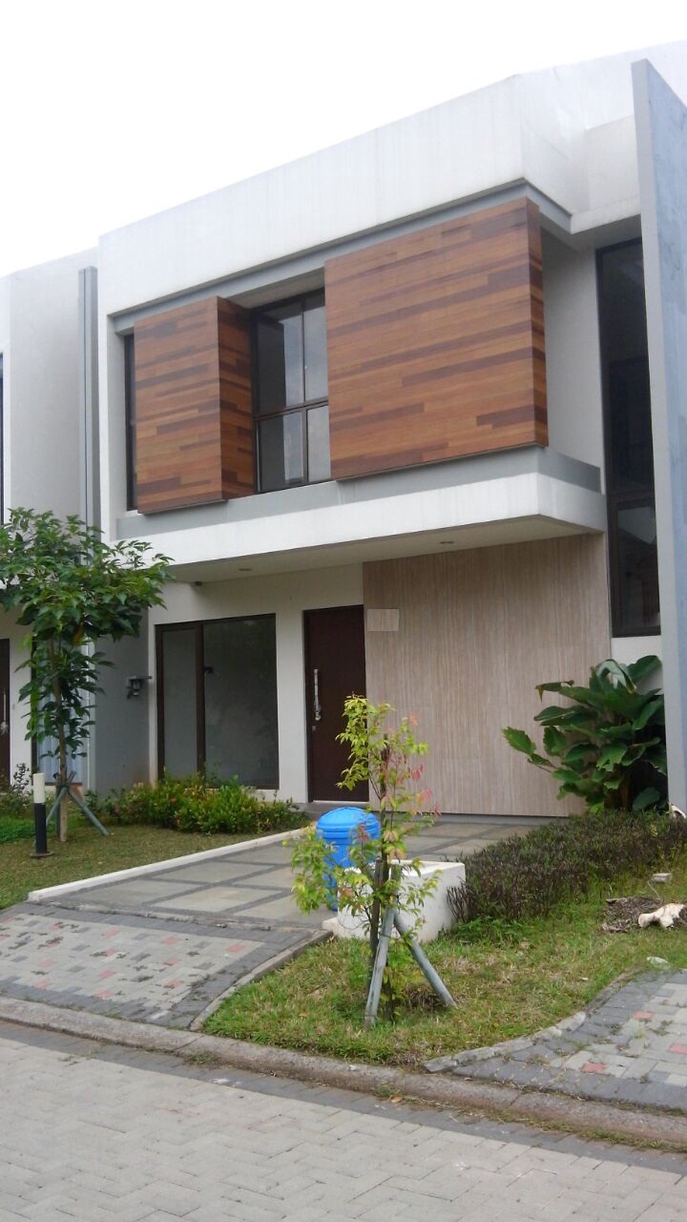 Rumah Bagus Siap Huni di Emininet  BSD