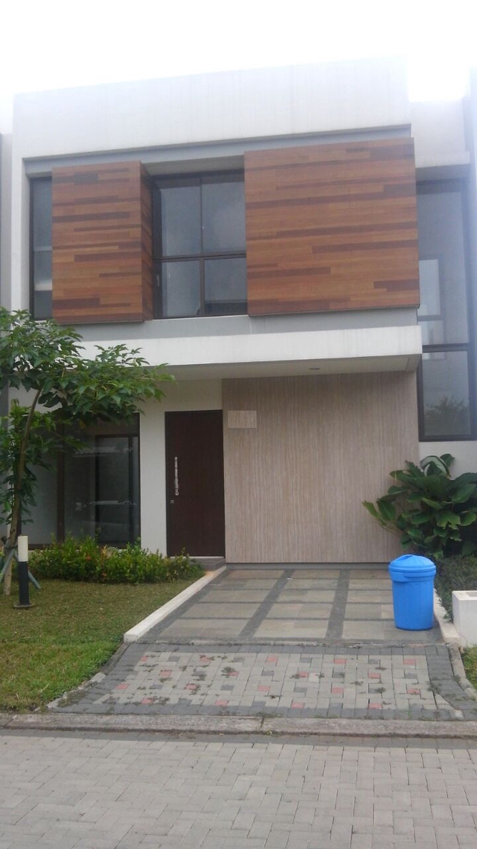 Rumah Bagus Siap Huni di Emininet  BSD