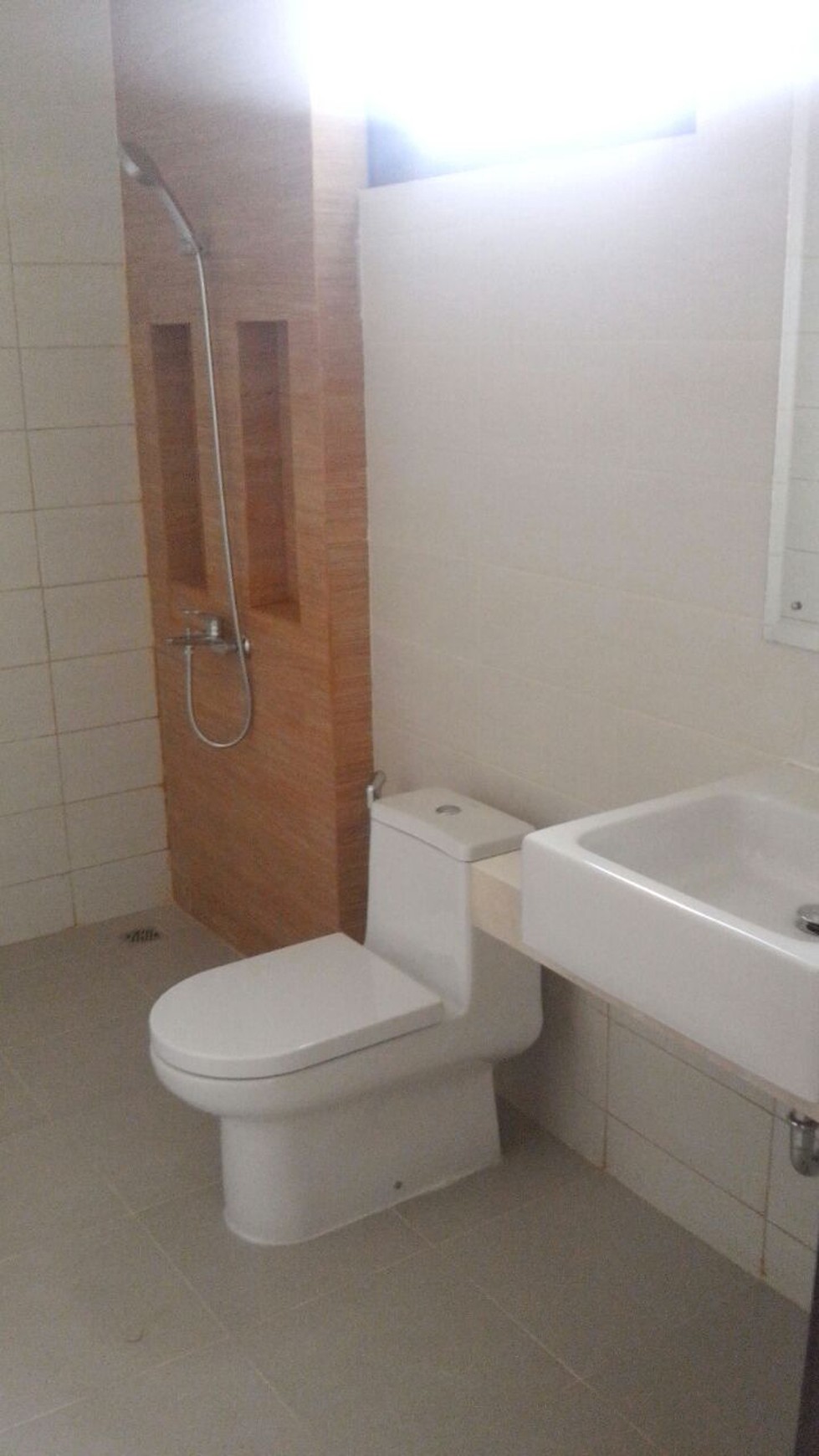 Rumah Bagus Siap Huni di Emininet  BSD