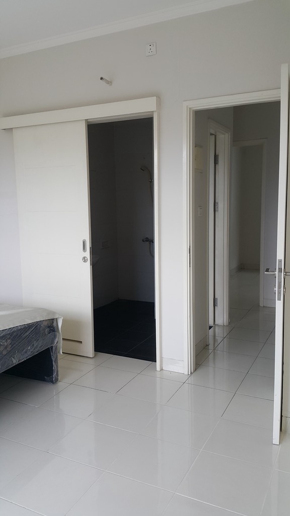 Dijual Rumah Baru di CBD gading serpong, seberang RS Bethsaida,Universitas UMN dan Giant