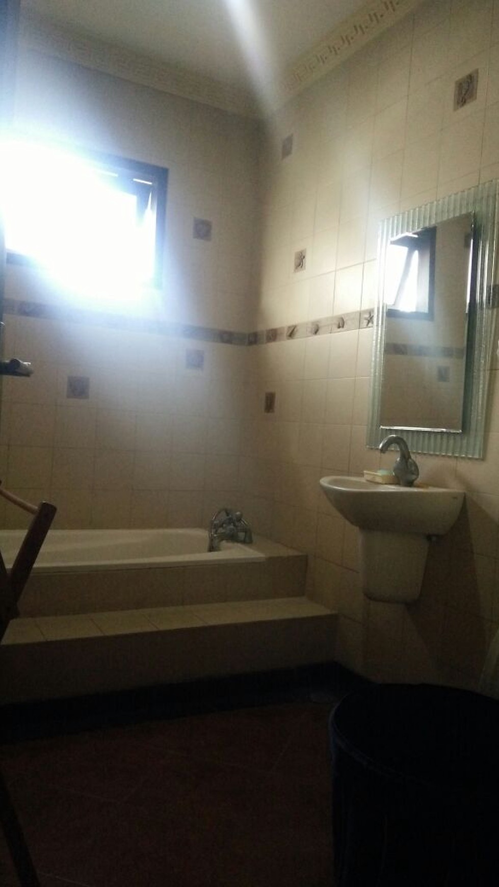 Rumah Besar,Mewah,siap huni di Ciputat