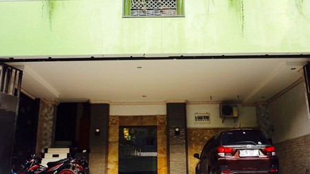 RUMAH TINGGAL MEWAH FULL FURNITURE PERUM MAESONET, SOLO BARU.