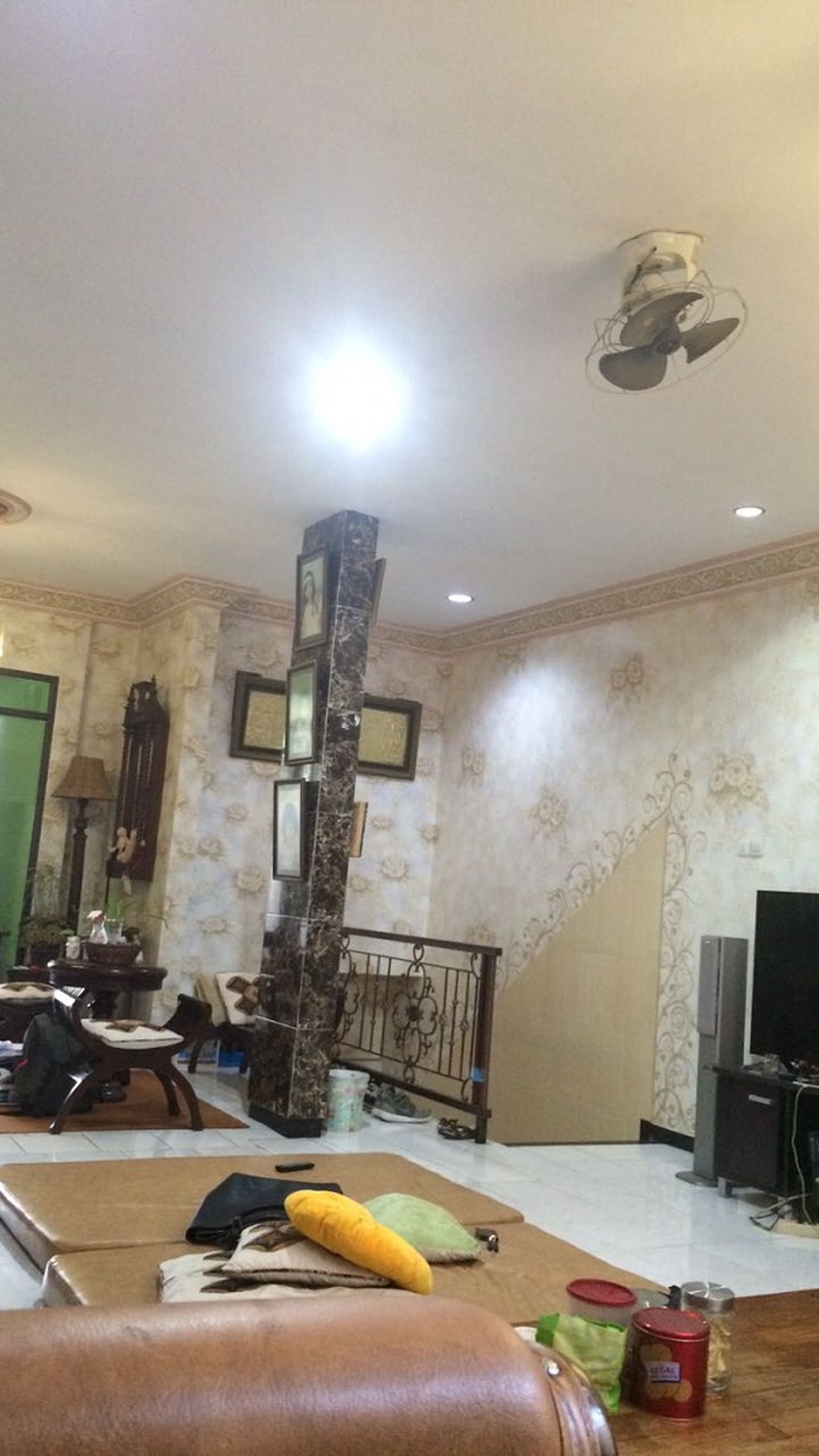 RUMAH TINGGAL MEWAH FULL FURNITURE PERUM MAESONET, SOLO BARU.