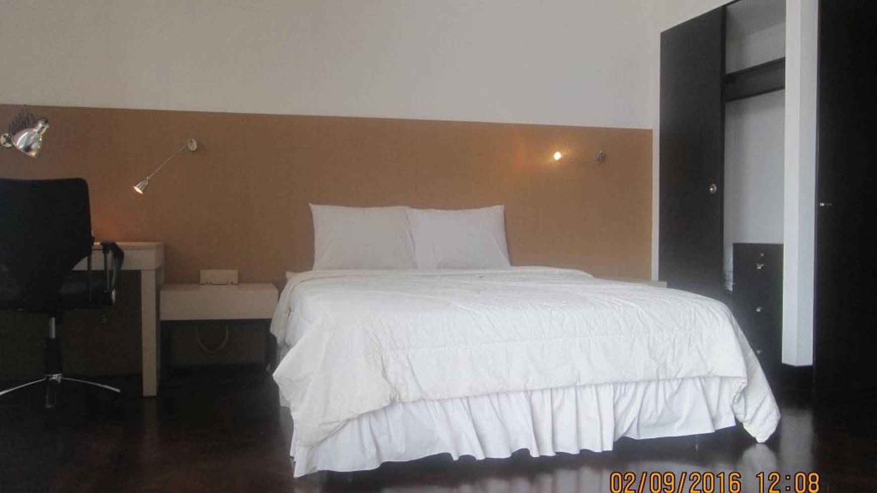 executive mansion in the prime area of Kebayoran