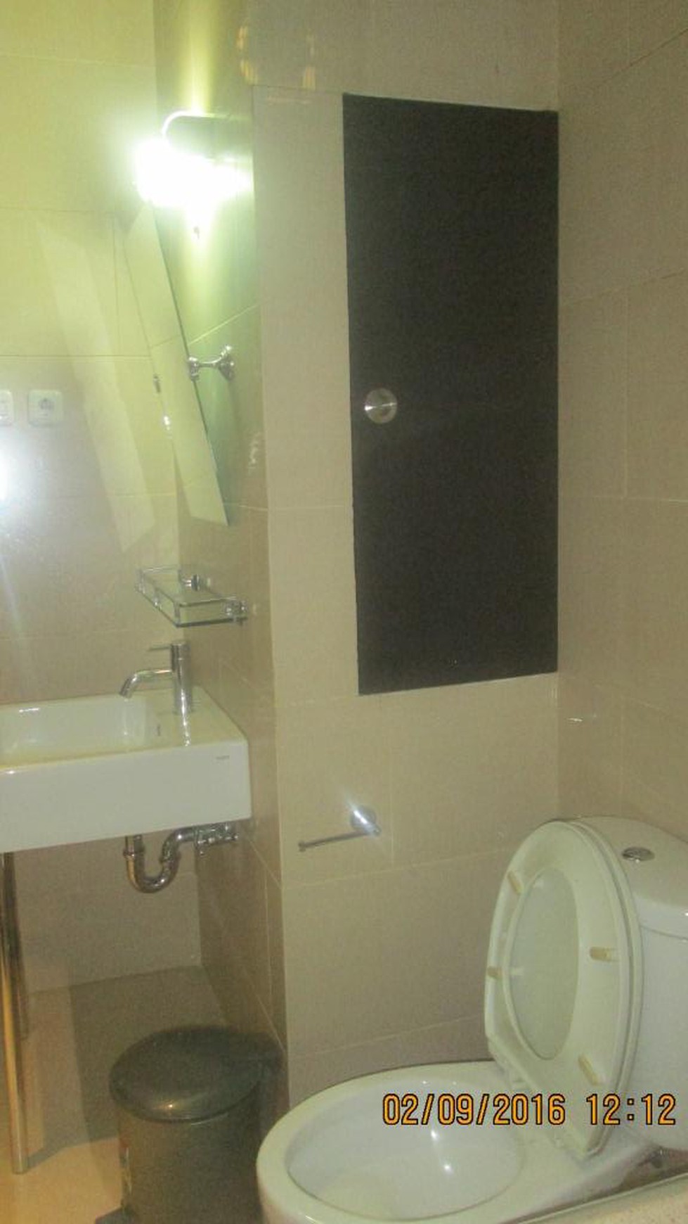 executive mansion in the prime area of Kebayoran