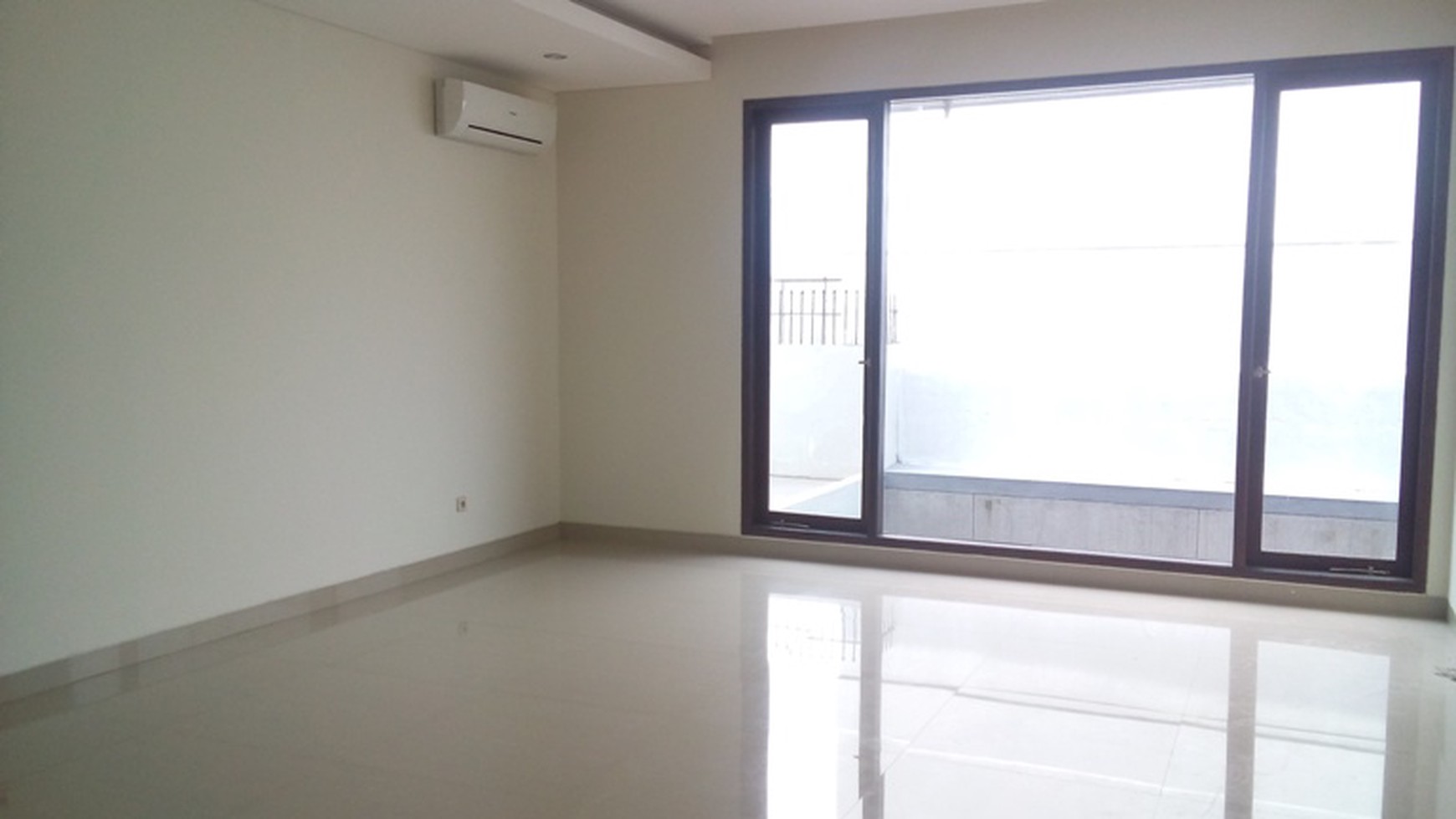 House for rent In Senopati area