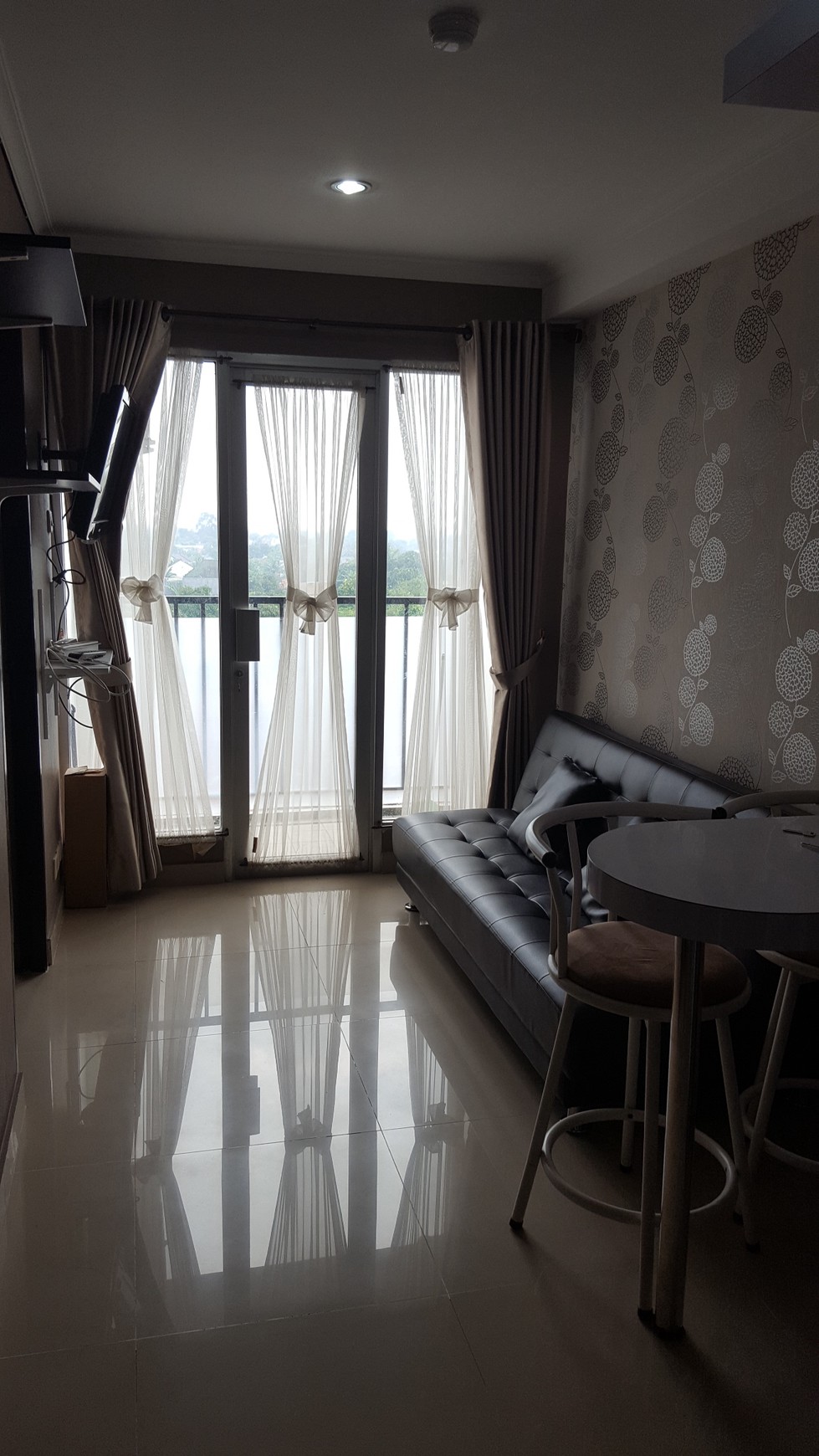 Dijual Apartment di Paragon Village Type 2 Bedroom Kondisi Semi Furnish - Karawaci