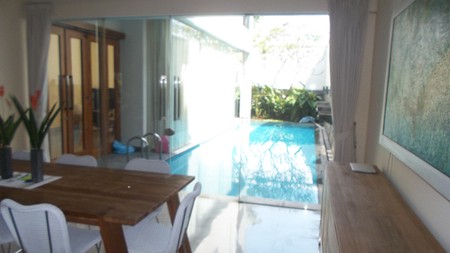 beautiful house in the prime area of Kemang