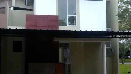 Rumah Siap Huni di The Icon Lokasi Strategis