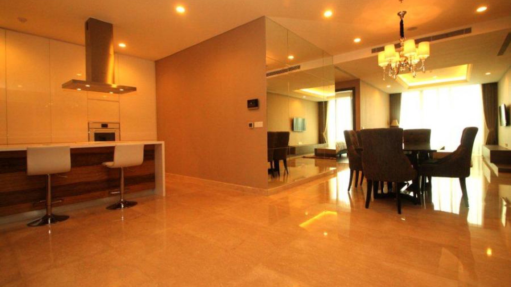 Executive mansion in the prime area of Kebayoran