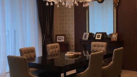 Executive mansion in the prime area of Kebayoran