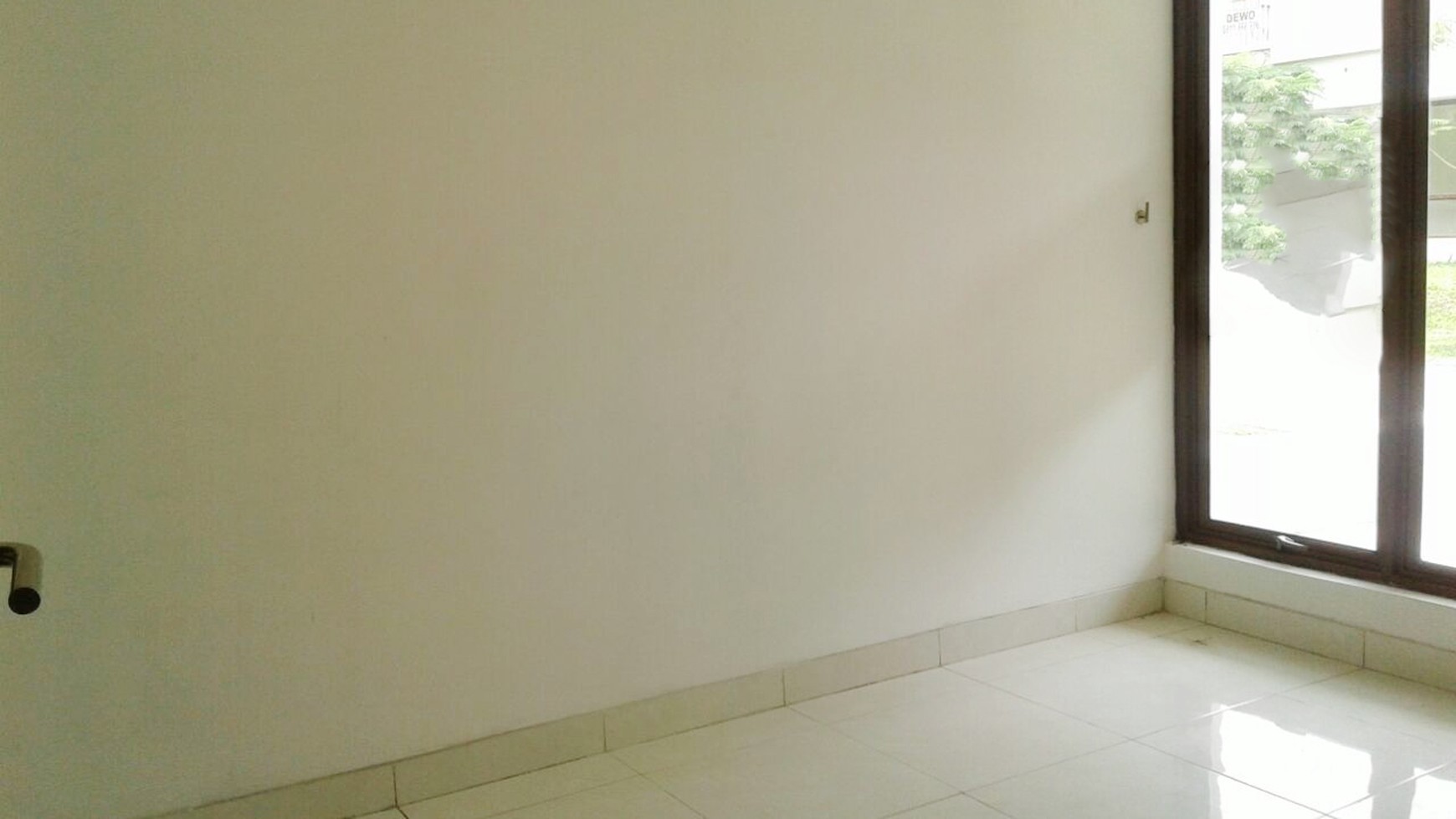 Disewakan Rumah nyaman, aman, lokasi sangat strategis, Bintaro-Tangsel
