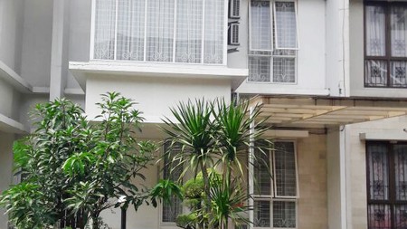 Disewakan Rumah nyaman, aman, lokasi sangat strategis, Discovery Cielo Bintaro-Tangsel