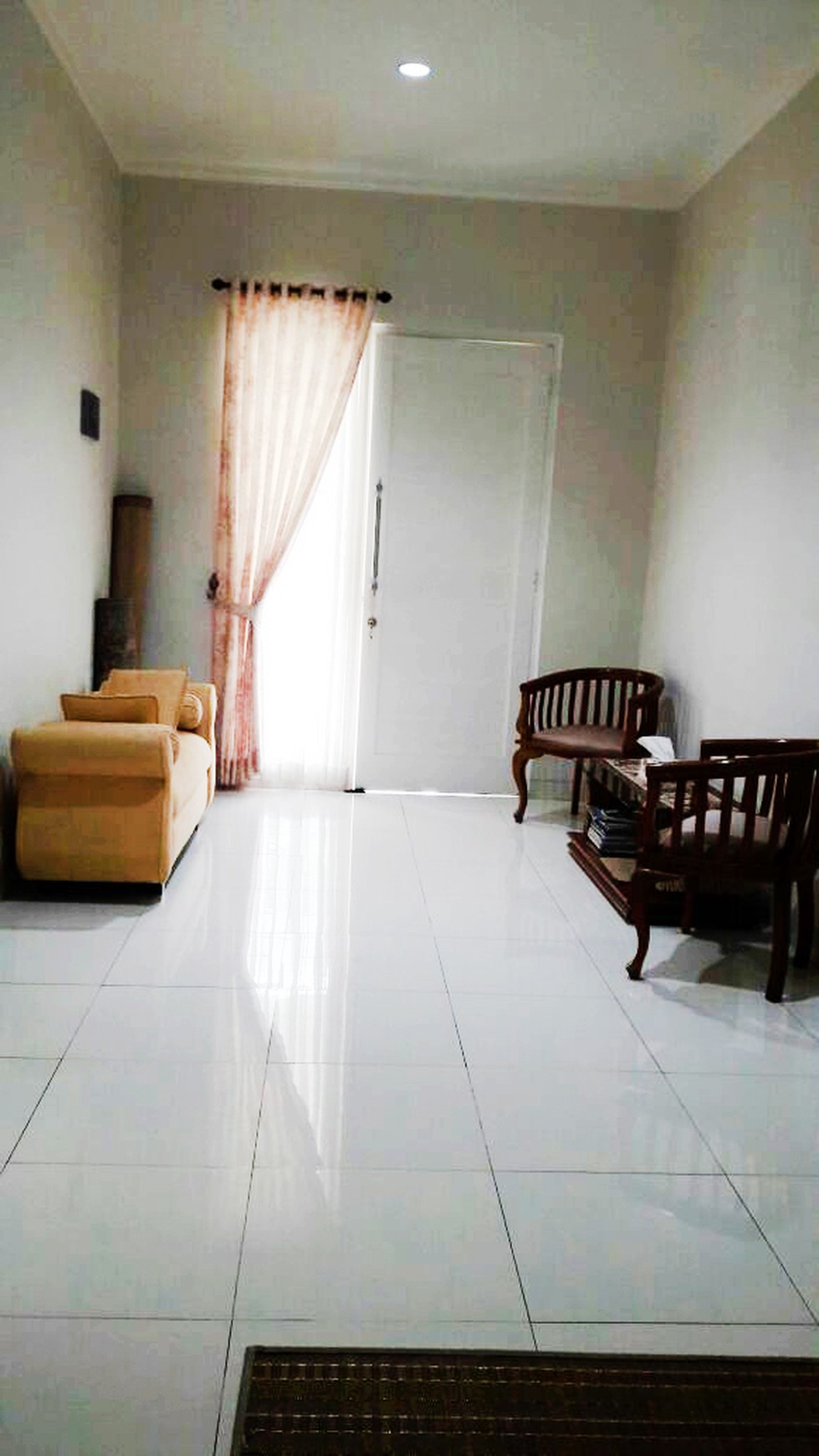 Disewakan Rumah nyaman, aman, lokasi sangat strategis, Discovery Cielo Bintaro-Tangsel
