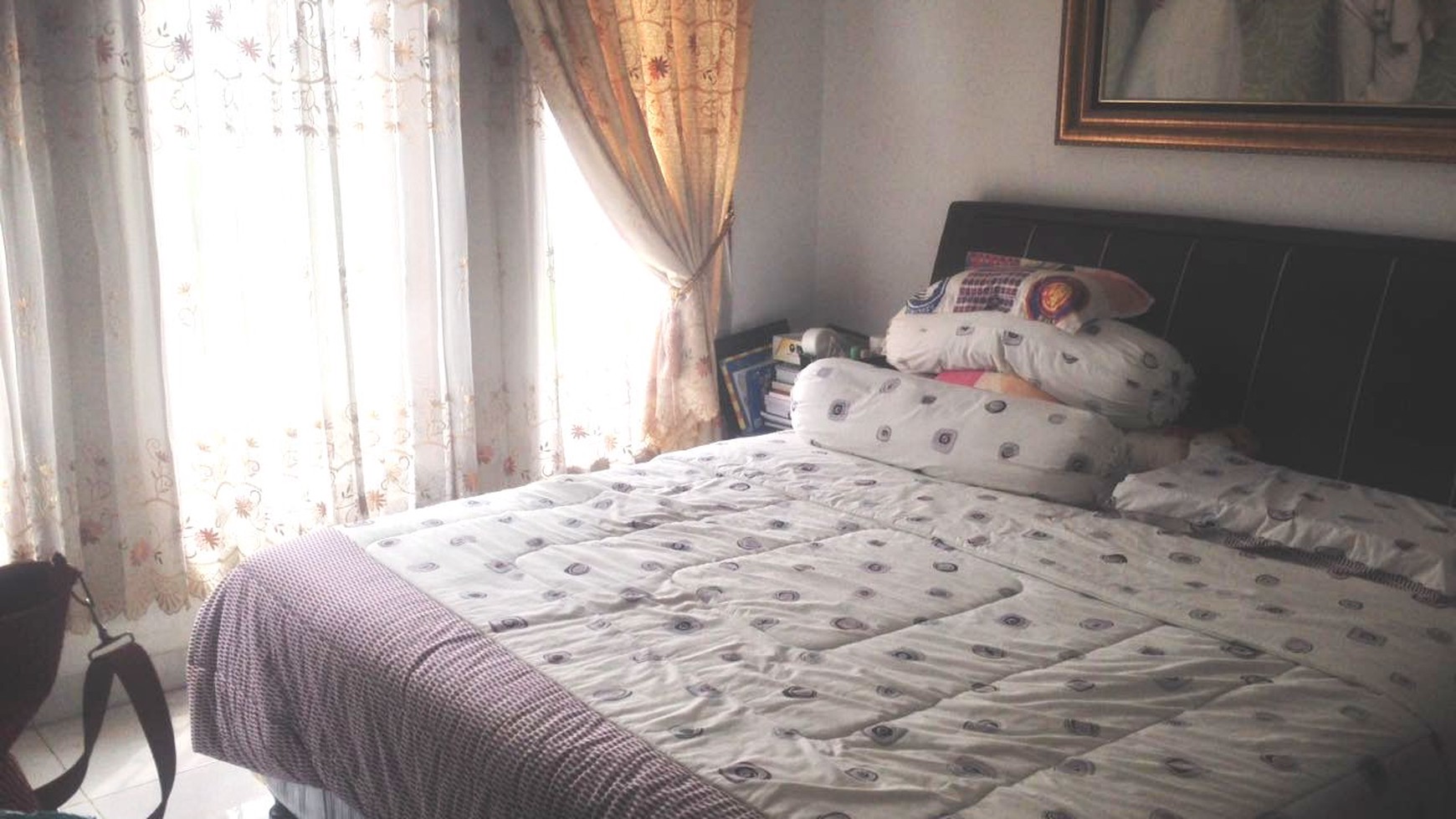 Dijual Rumah cantik di Festive Garden, Grand Wisata