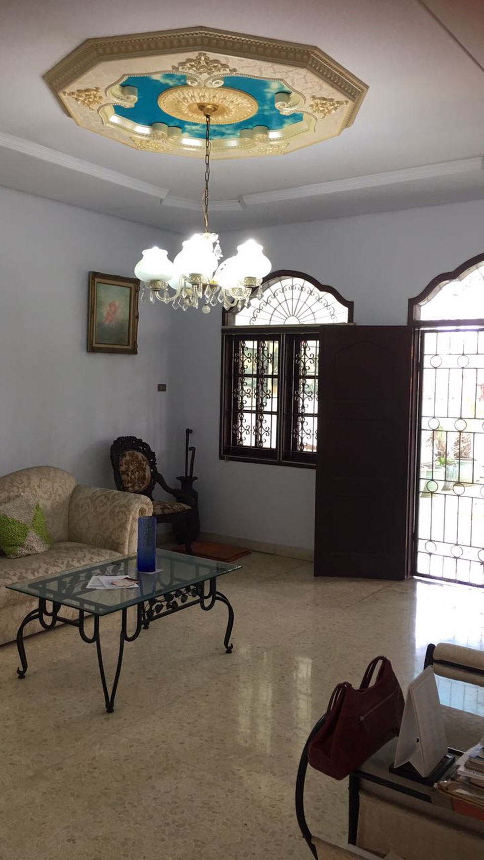 Dijual Rumah Kokoh di Lokasi Nyaman Cinere