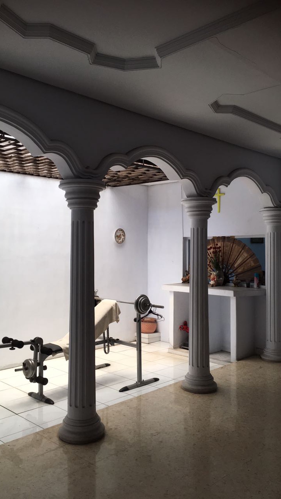 Dijual Rumah Kokoh di Lokasi Nyaman Cinere