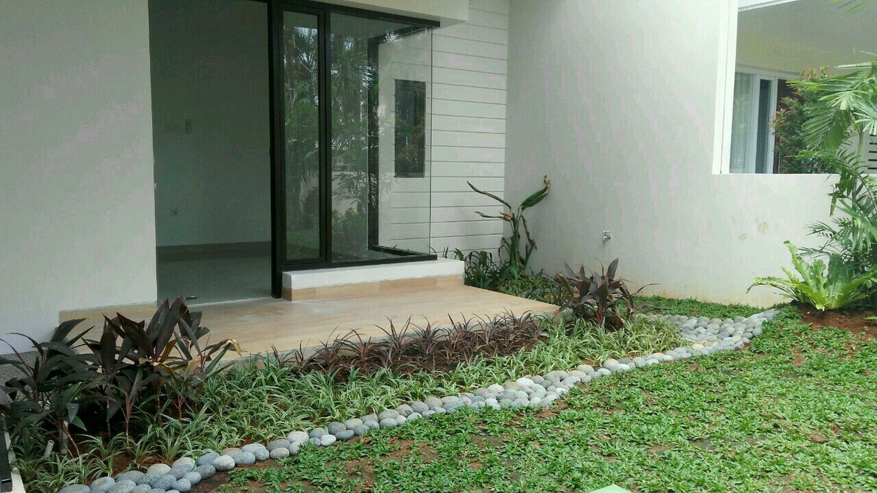 BRAND NEW HOUSE @Jl. Loka Indah - Mampang Prapatan - Buncit - Jakarta Selatan