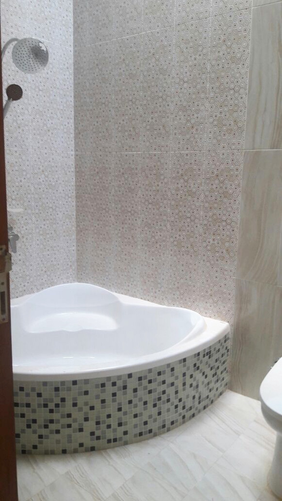 Rumah Baru 4 Kamar dijual Murah