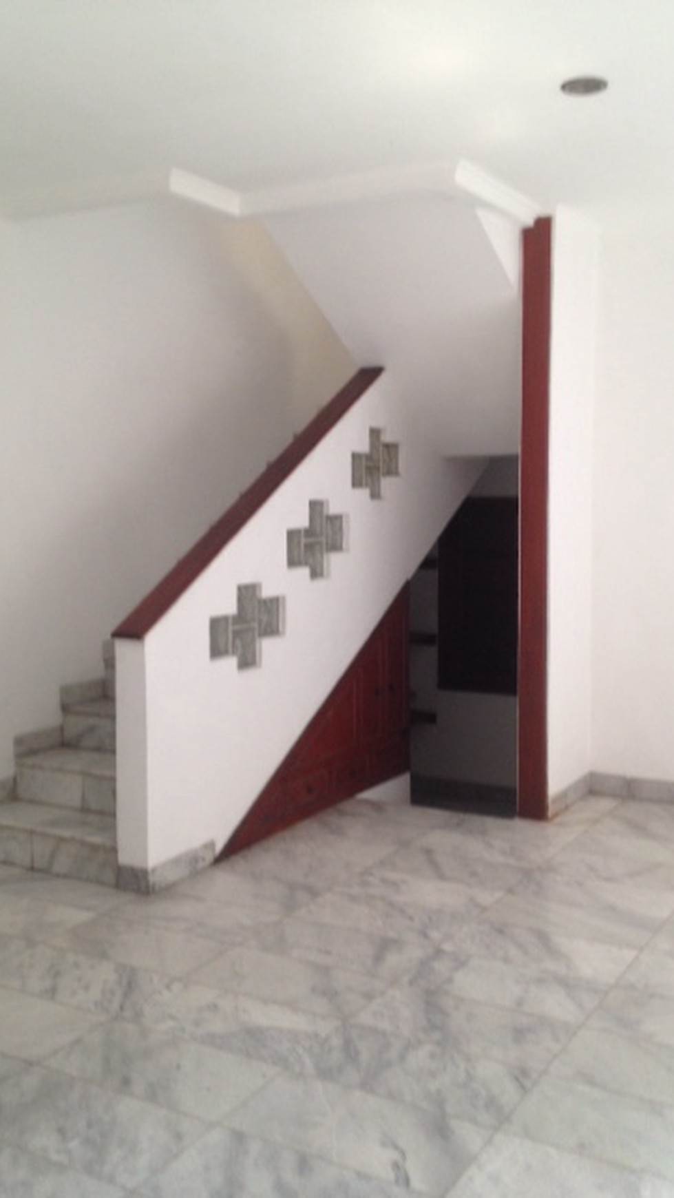 Rumah Asri di Lokasi prime area, Puri Cinere