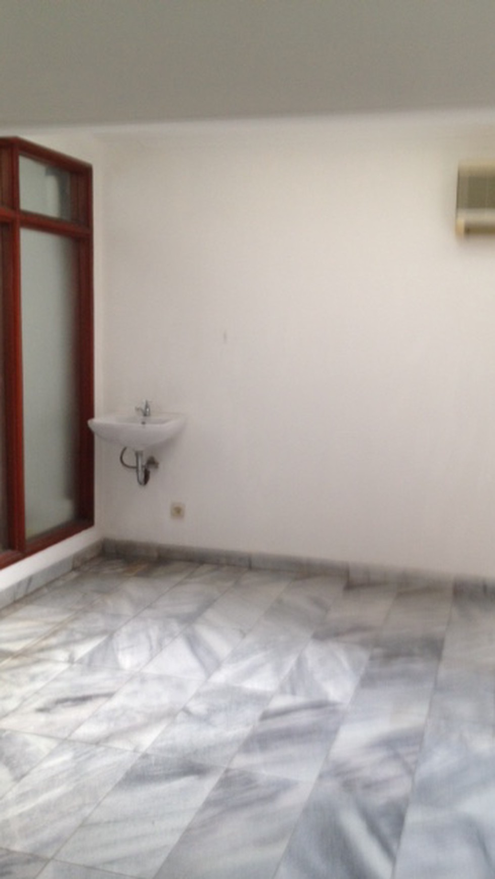 Rumah Asri di Lokasi prime area, Puri Cinere