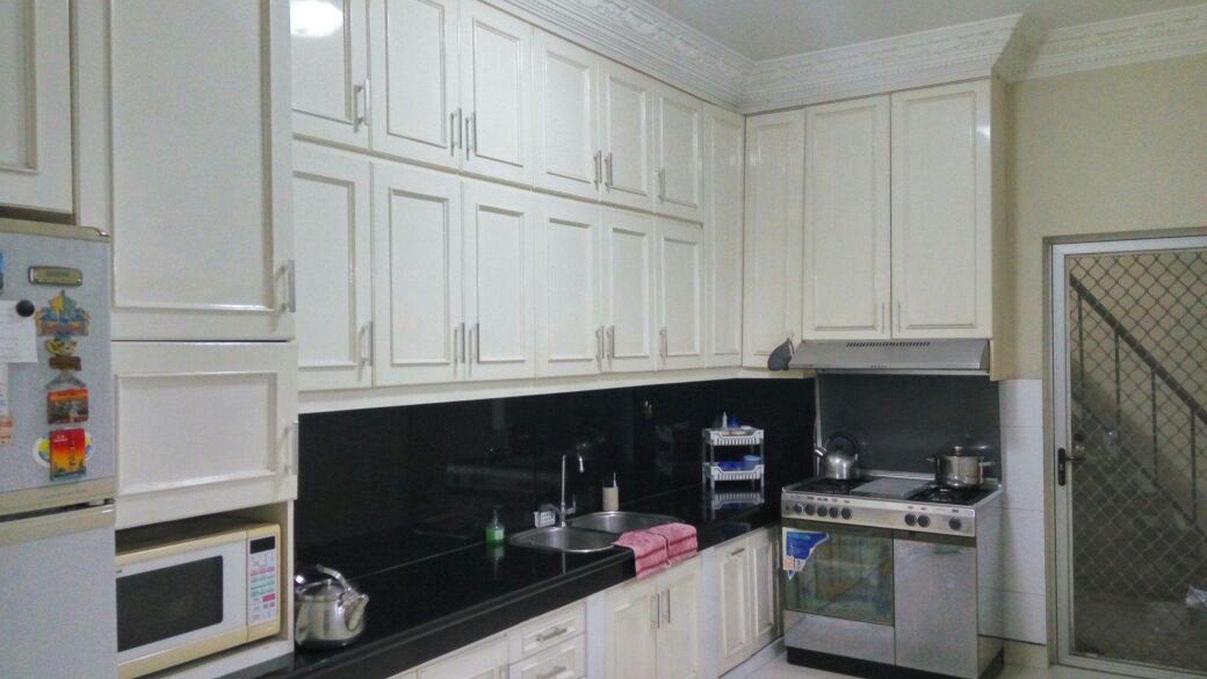 Rumah Hook Hadap Timur, Siap Huni di City Center BSD.