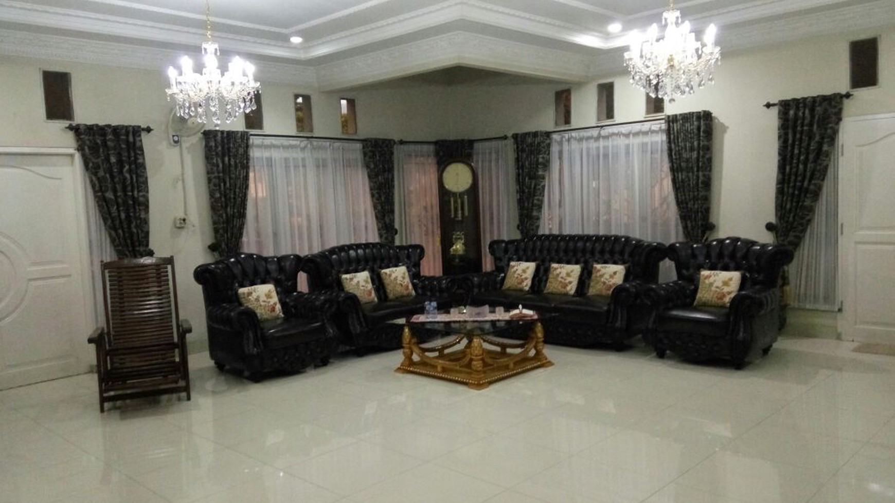 Rumah Hook Hadap Timur, Siap Huni di City Center BSD.