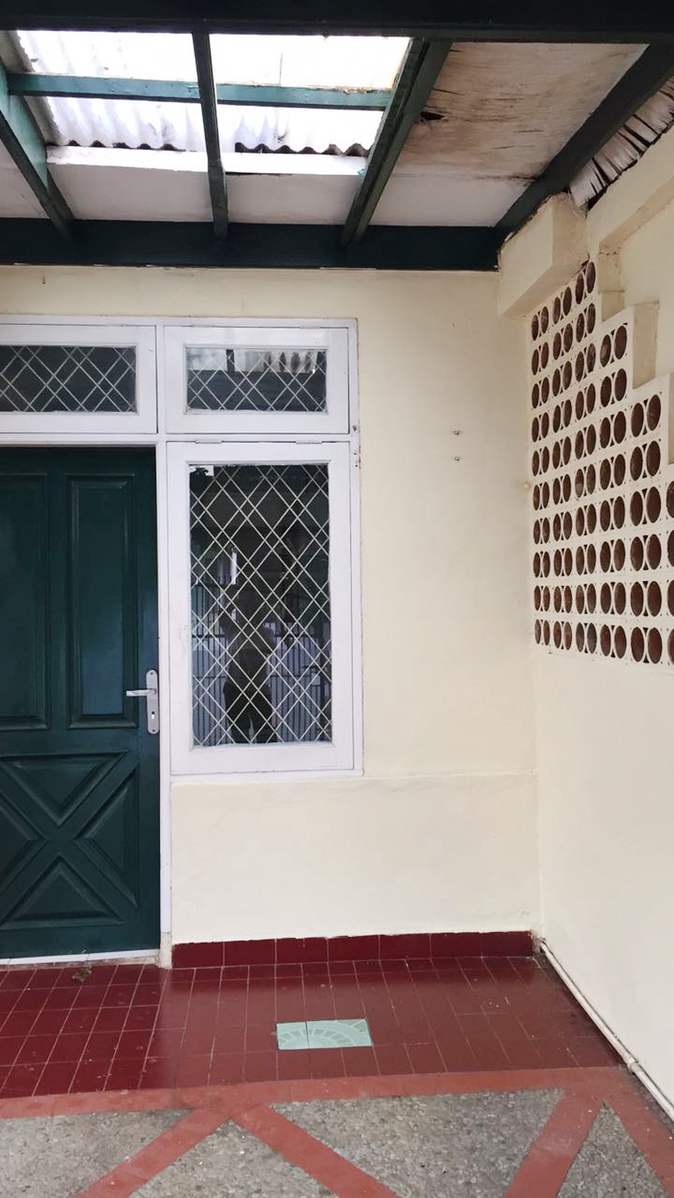 Rumah Bagus Bintaro Jombang, siap huni dan nyaman berada di daerah Villa Bintaro Indah Tangerang Selatan Bintaro
